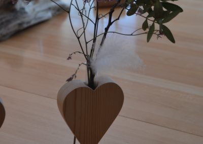 Support en bois pour fleurs